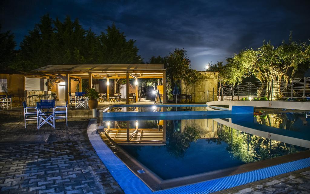 Olive Grove Studios&Apartments Svoronata Exterior foto